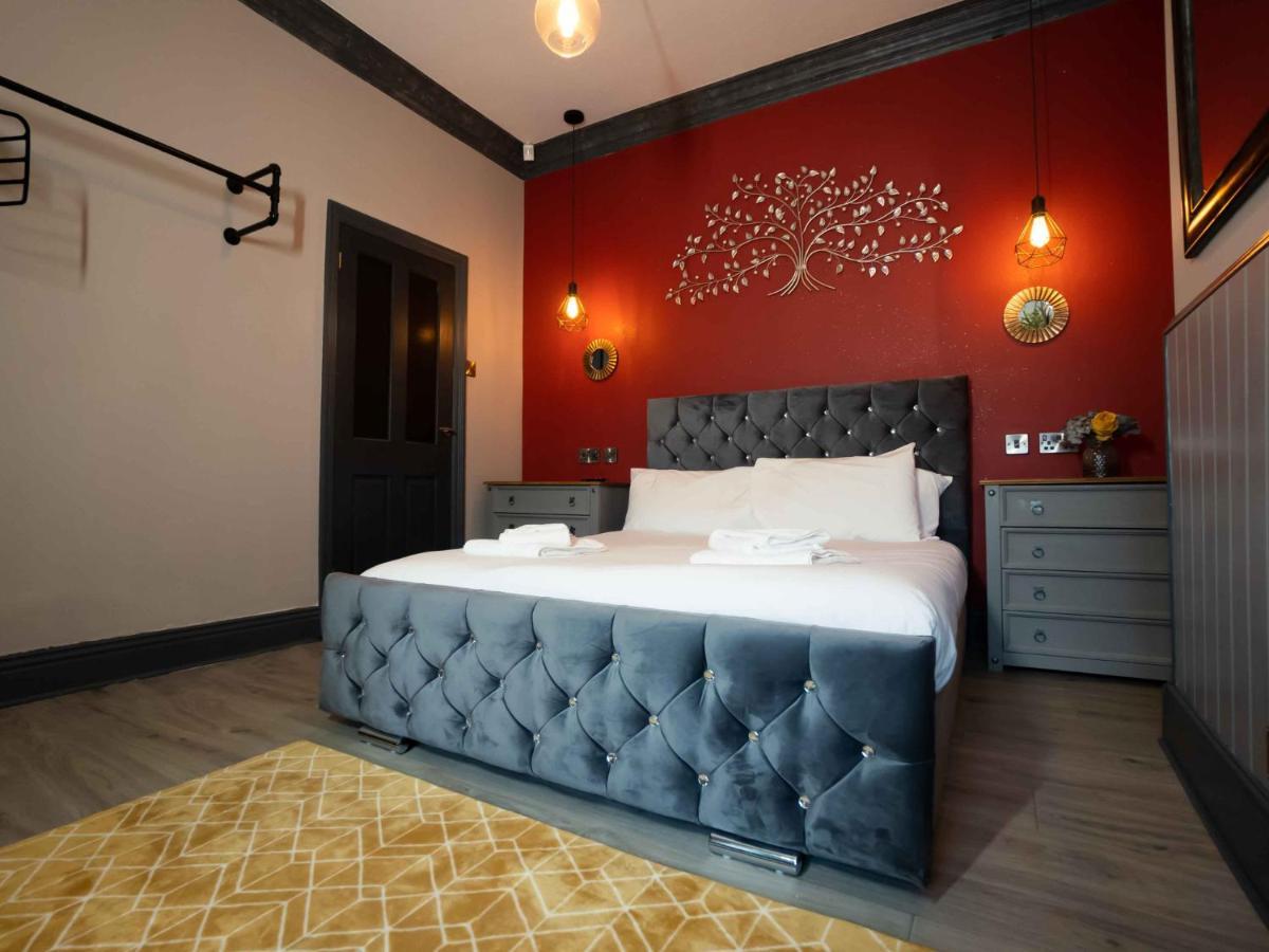 Pass The Keys Amazing, Newly Renovated 5Bedroom House Sleeps 10 Scarborough Exterior foto
